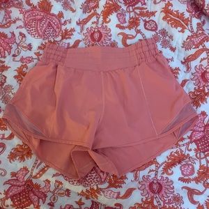 Lululemon raspberry cream hotty hots shorts